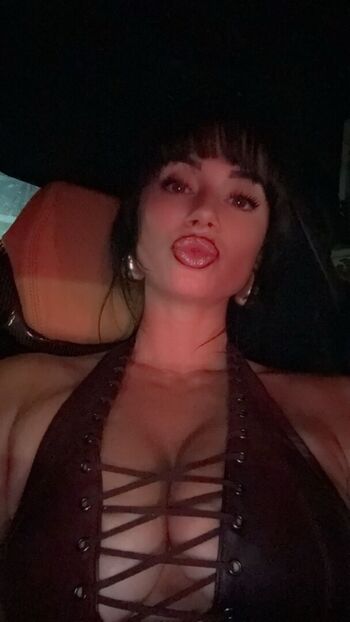 Full leaked Yesjulz  page private photo