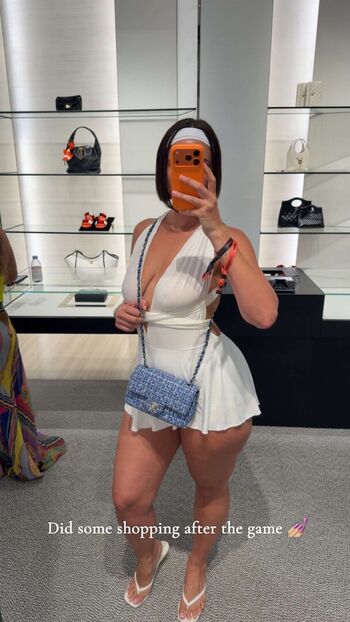 Full leaked Yesjulz page private photo