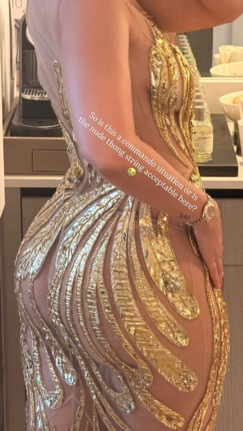 Full leaked Yesjulz page private photo
