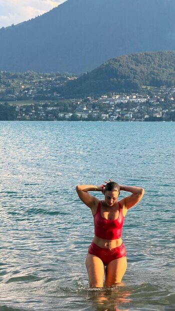 Full leaked Yesjulz private photo