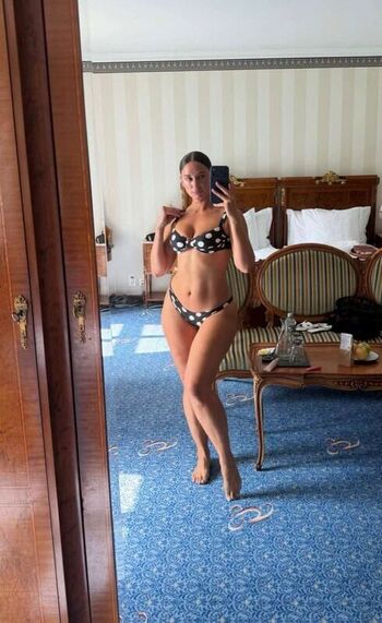 Full leaked Yesjulz private photo