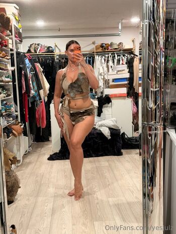 Full leaked Yesjulz private photo