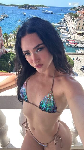 Full leaked Yevaleva private photo