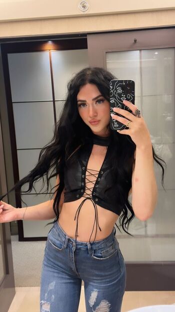 Full leaked Yevaleva private photo