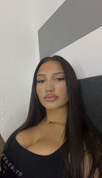 Full leaked Yisel private photo