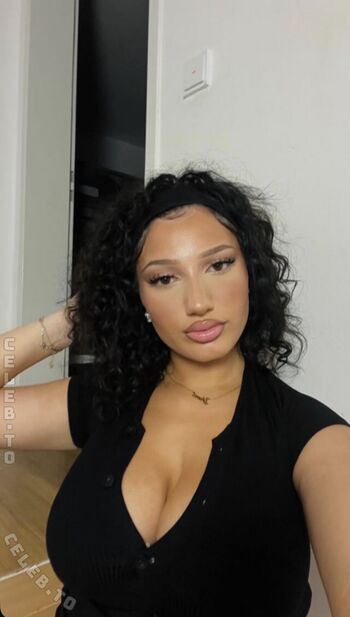 Full leaked Yisel private photo