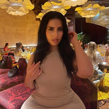 Leaked Majo colomine/ private photo viral onlyfans