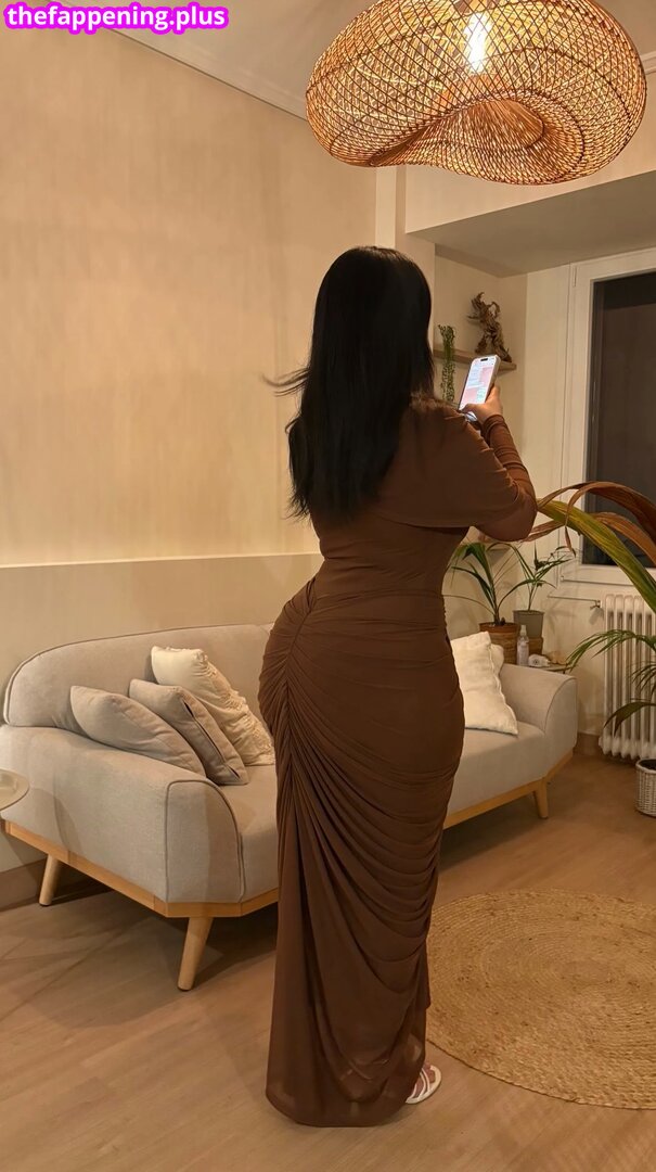 Leaked Sylvie solo/ private photo viral onlyfans