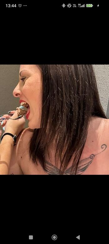 Full leaked Yneej private photo