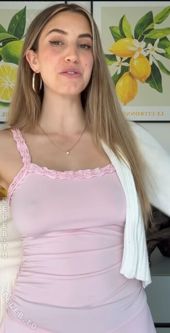 Full leaked Yonca private photo