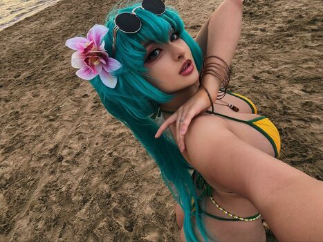 Full leaked Yoshihara private photo