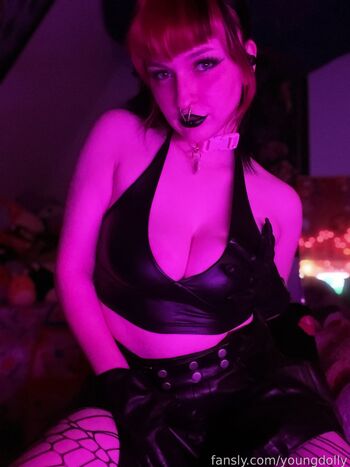 Full leaked Youngdolly private photo
