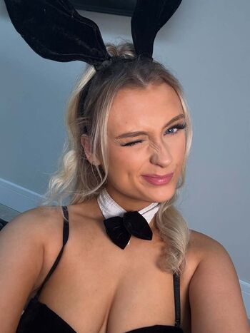 Full leaked Yourfavgia private onlyfans photo