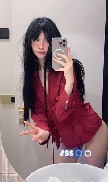 Full leaked Yoursmalldoll private photo