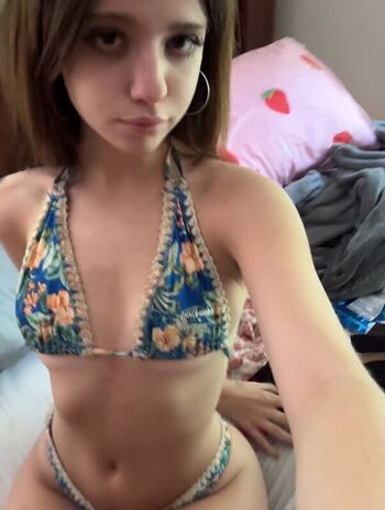Full leaked Yousmokeths private photo