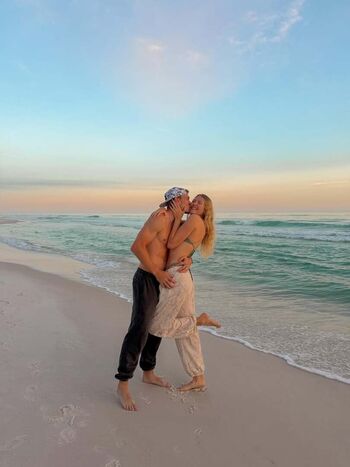 Full leaked Youtubers private photo