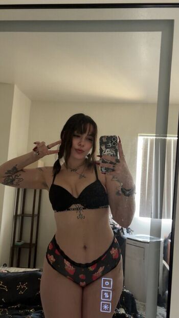 Full leaked Yslkirby private photo