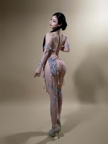 Full leaked Yuan herong private photo