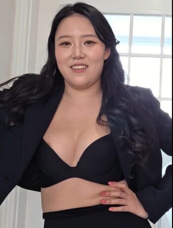 Full leaked Yuggie tv private photo