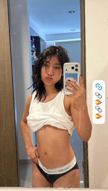 Full leaked Yuitenaa private photo
