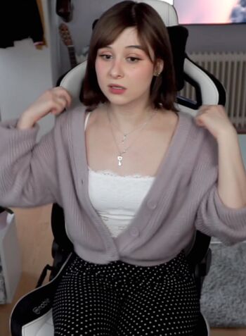 Full leaked Yuli private photo