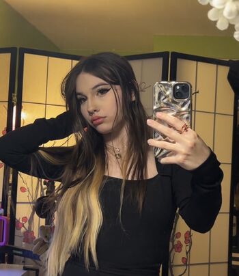 Full leaked Yumifps page private photo