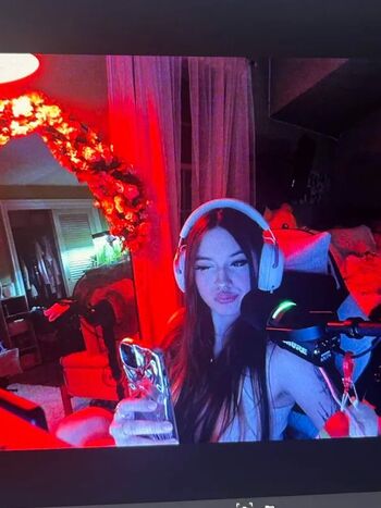 Full leaked Yumifps private photo