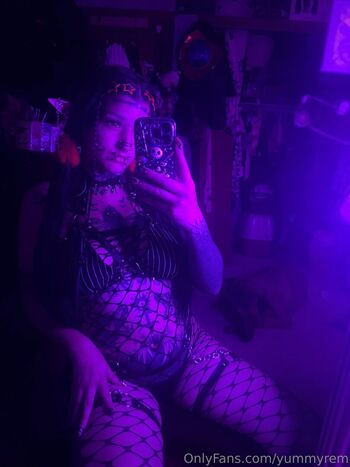 Full leaked Yummyrem page private photo