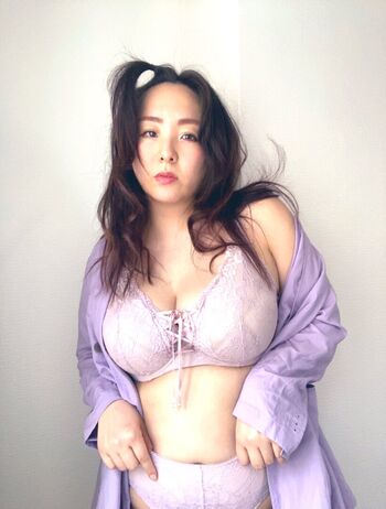 Full leaked Yuna manase page private photo