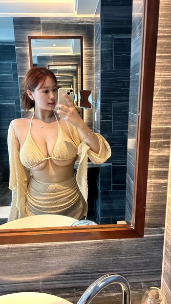 Full leaked Yunxvly private photo