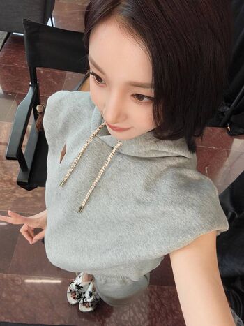 Full leaked Yuqi private photo