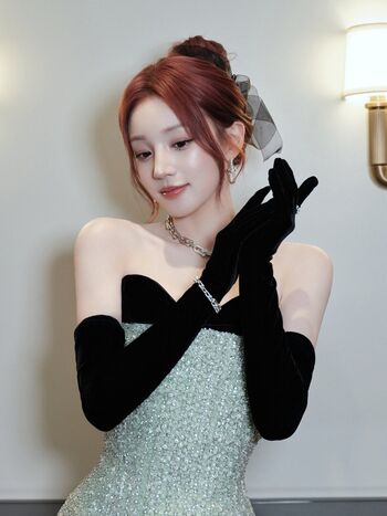 Full leaked Yuqi private photo