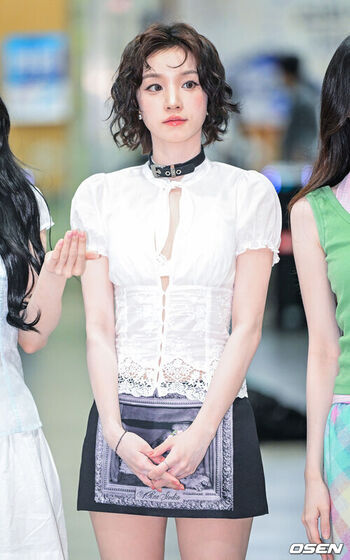 Full leaked Yuqi page private photo