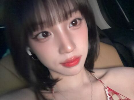 Full leaked Yuqi private photo