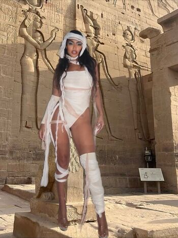 Full leaked Yzabeya private photo