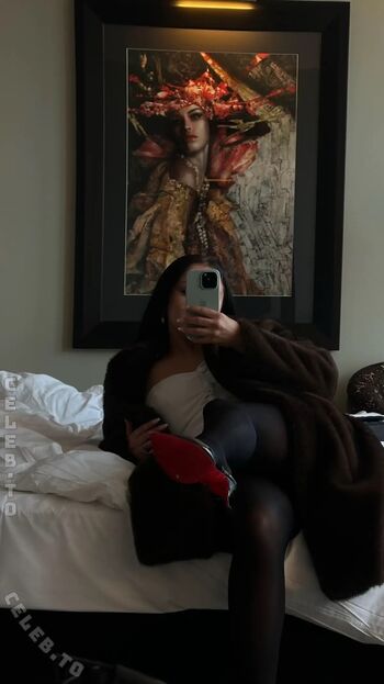 Full leaked Zlan page private photo