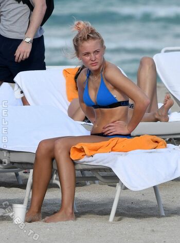 Full leaked Zara larsson private photo