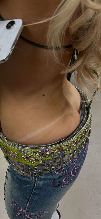 Full leaked Zara larsson private photo