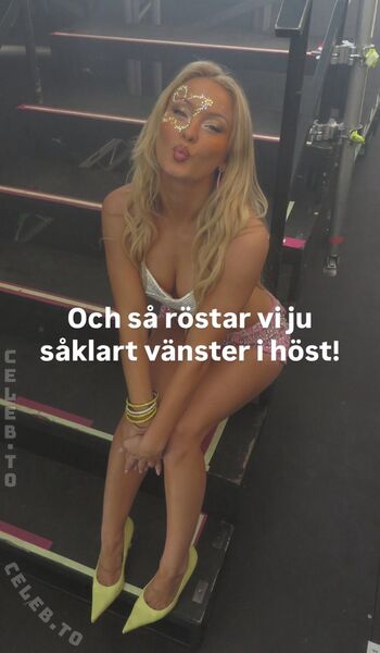 Full leaked Zara larsson page private photo