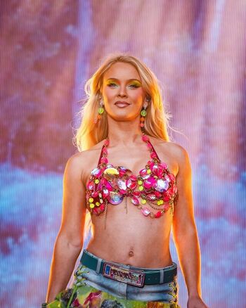 Full leaked Zara larsson private photo