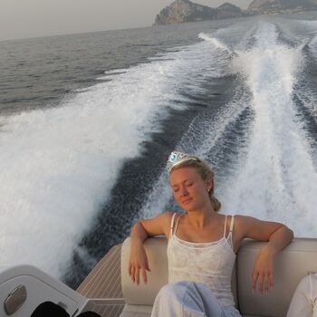 Full leaked Zara larsson private photo