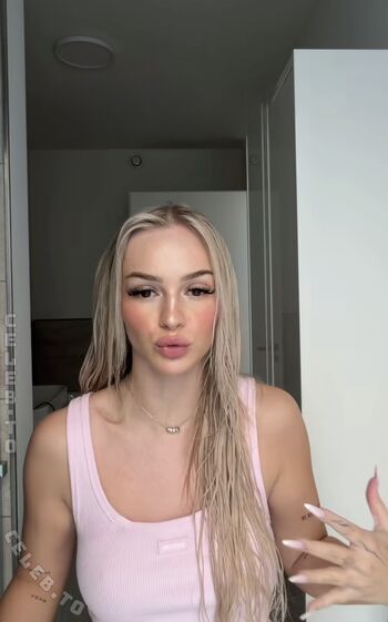 Full leaked Zclina private photo