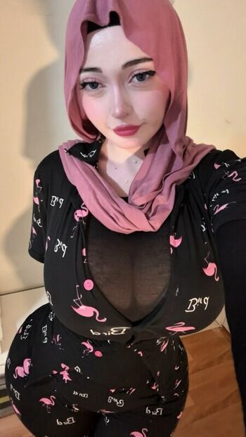Full leaked Zelal page private photo