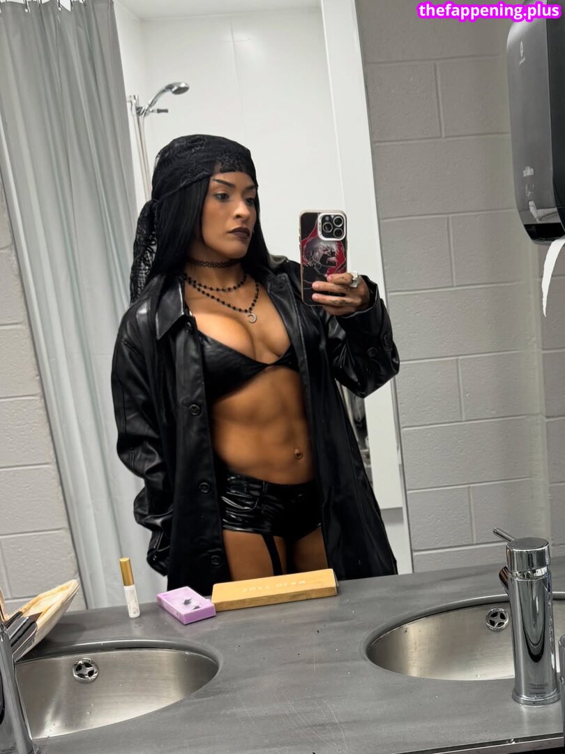 Zelina Vega