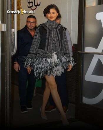 Full leaked Zendaya page private photo