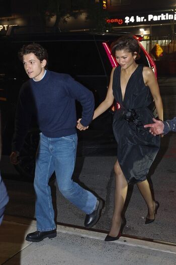 Full leaked Zendaya private photo
