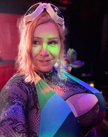 Full leaked Zenizounds private photo