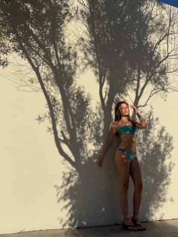Full leaked Zeybik private photo