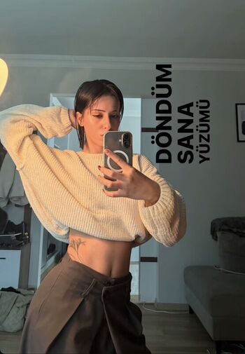 Full leaked Zeynep private photo