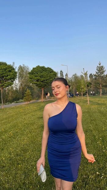 Full leaked Zhla private photo